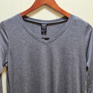 Lildy Blouse Womens S-M Gray Solid V Neck 3/4 Sleeve Tunic Top Jersey Stretch